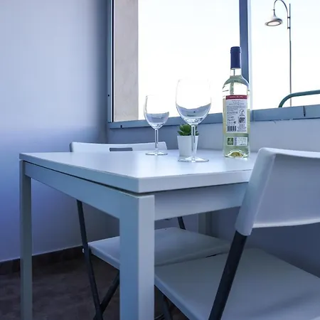 Sun & Surf Apartment Bajamar (La Laguna)